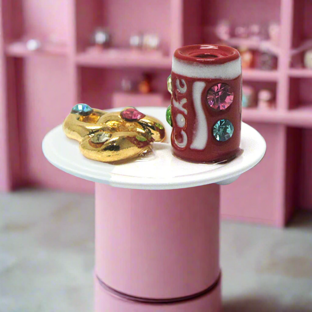 Oh my pretzel Necklace
